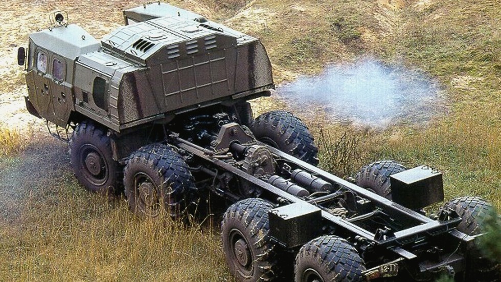 MAZ-543a_chassis-top-view