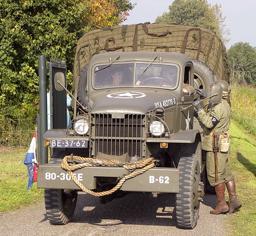 GMC_CCKW_352_towingrope-open-bed