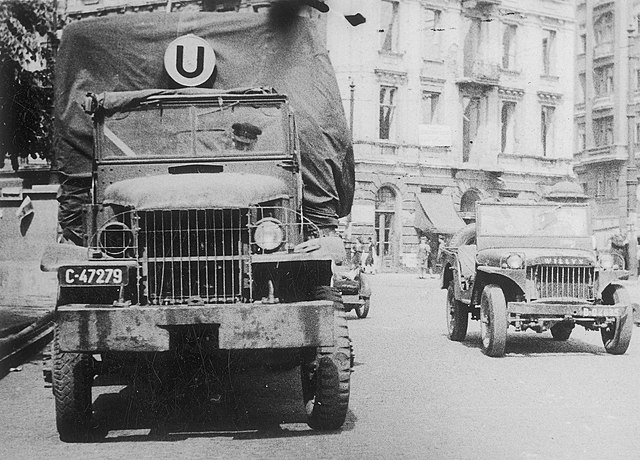 Warsaw_GMC_NAC_1946