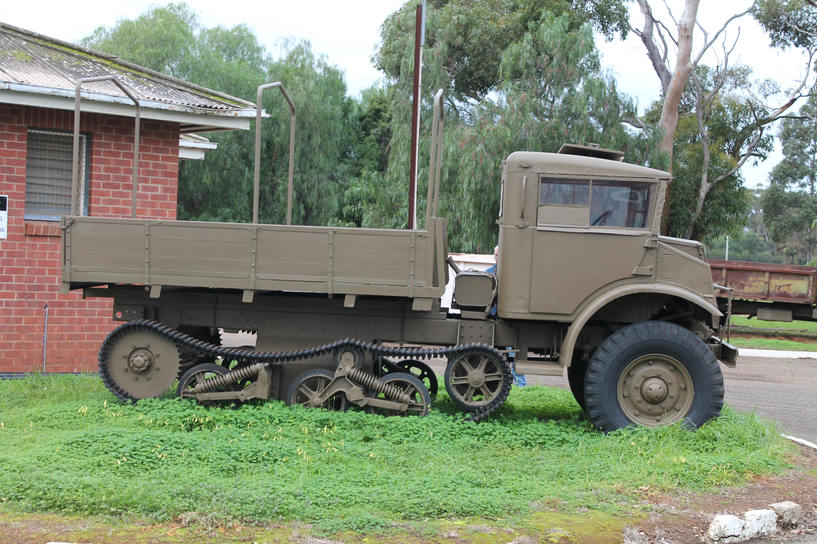 Canadian Military Pattern truck (CMP) - AMZ Newspaper