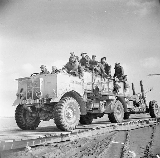 AEC Matador 4x4 artillery tractor (1938)