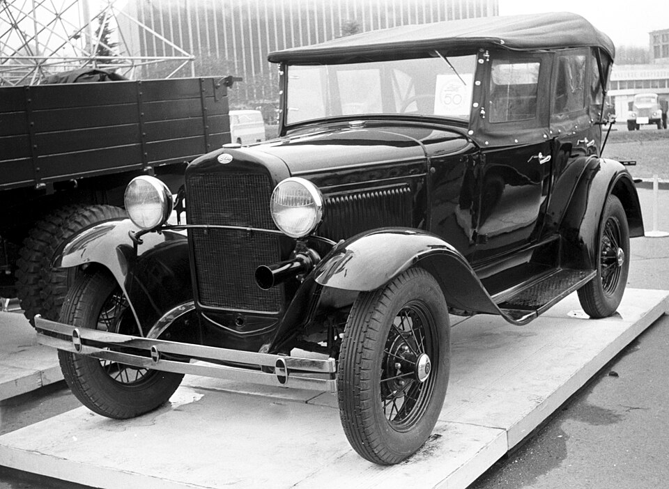 3.3 L GAZ-A (Ford L-head), transmission 3-speed manual.